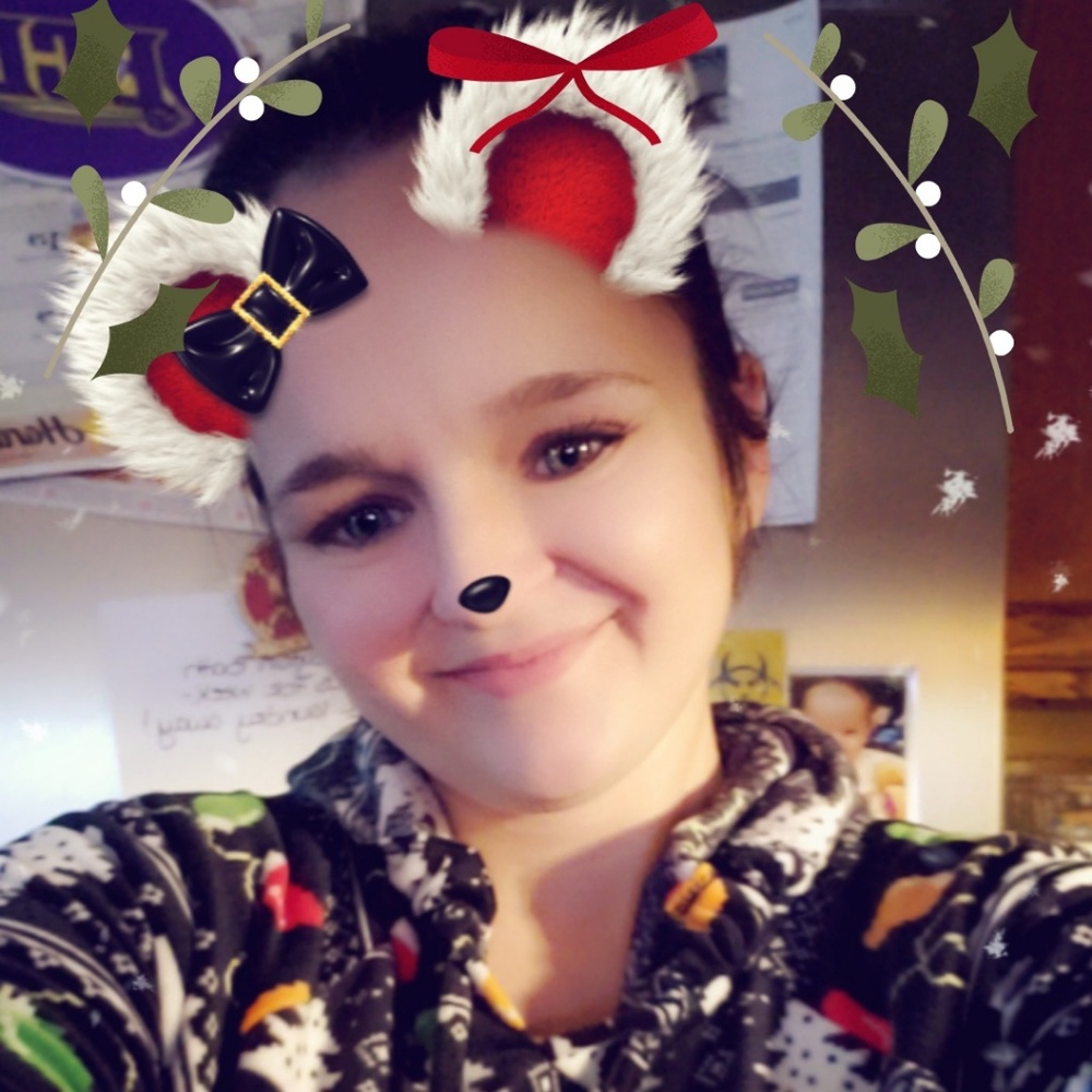 Meet your Posher, Caitlin